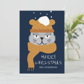 Niedlich Blue Christmas Cat Feiertagskarte (Stehend Vorderseite)