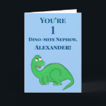 Niedlich Blue Nephew Son Boy 1. Geburtstag Dinosau Karte<br><div class="desc">Personalisieren Sie diese 1. Geburtstagskarte für Ihren Neffen,  Sohn oder geliebten kleinen Jungen!  Perfekt für Tante und Onkel,  Mamas und Vater,  oder für jeden,  der den perfekten Weg sucht,  um seinem Jungen einen sehr glücklichen 1. Geburtstag zu wünschen!</div>