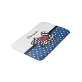 Niedlich Blue Polka Dots Rote Rose Zickzack Bow un Badematte (Schrägansicht)