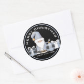 Niedlich Blue Santa Gnome mit Weihnachtsgeschenken Runder Aufkleber (Umschlag)