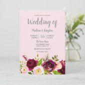 Niedlich Blush Pink Burgundy Red Floral Wedding Einladung (Stehend Vorderseite)