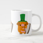 Niedlich Bodhran Playing Cartoon Pig Jumbo-Tasse (Rechts)