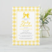 Niedlich Bow Pastel Yellow Gingham Karo Pattern Einladung (Stehend Vorderseite)