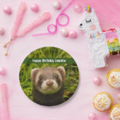 Niedlich Brown Ferret im Gras Glückwunsch zum Gebu Pappteller (Party)