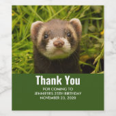 Niedlich Brown Ferret im Gras Vielen Dank zum Gebu Weinetikett (Einzelnes Label)