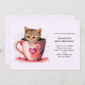 Niedlich Brown Kitten in einem Teacup Geburtstag Einladung (Vorne/Hinten)