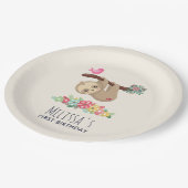 Niedlich Brown Sloth Hanging Auf dem Kopf Geburtst Pappteller (Schrägansicht)