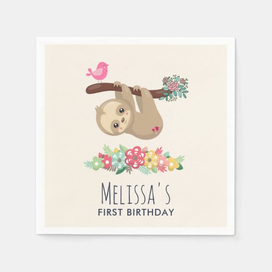Niedlich Brown Sloth Hanging Auf dem Kopf Geburtst Serviette (Vorderseite)