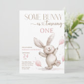 Niedlich Bunny Geburtstag Einladung (Stehend Vorderseite)