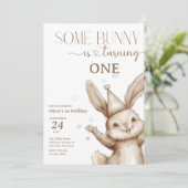 Niedlich Bunny Geburtstag Einladung (Stehend Vorderseite)
