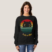 Niedlich Cat Face Flüchtige Blick a Mew Sweatshirt (Vorne ganz)