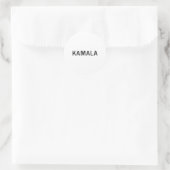 Niedlich Cat Face Kamala Letter Funny Design Runder Aufkleber (Tasche)