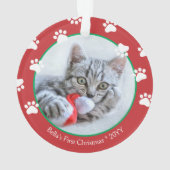 Niedlich Cat First Christmas Paw druckt Red Green Ornament (Rückseite)