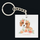 Niedlich Cavalier King Charles Spaniel Orange Blum Schlüsselanhänger<br><div class="desc">Ein bezaubernder Schlüsselanhänger mit Illustrationen eines Aquarellkavalier König Charles Spaniel und pfirsichfarbenen Blume. Personalisieren Sie Ihre eigenen Texte. Dieser Schlüsselanhänger ist das perfekte Geschenk für Hundefreunde und Cavalier King Charles Spaniel Besitzer.</div>