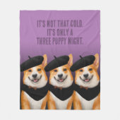Niedlich Chic Corgi Hunde mit Berets & Bandanas Fleecedecke (Vorderseite)
