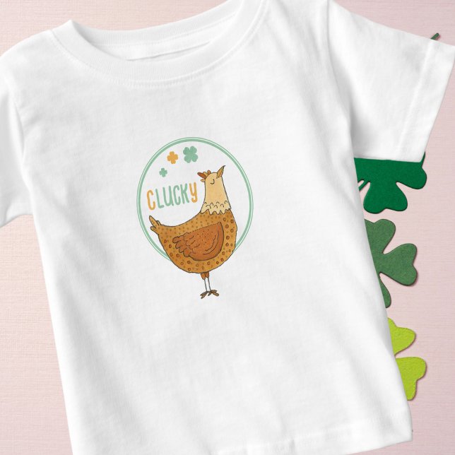 Niedlich Chicken St. Patricks Day Lucky Baby T-shirt (Von Creator hochgeladen)