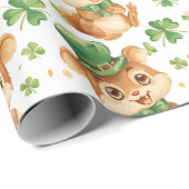 Niedlich Chipmunk Green Hat Kleeblatt St. Patrick' Geschenkpapier (Rolleneckpunkt)