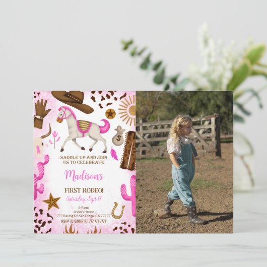 Niedlich Cowgirl Geburtstag Foto Einladung (Stehend Vorderseite)