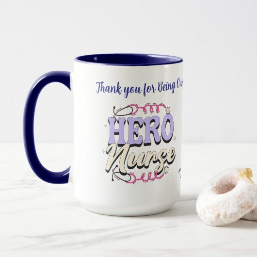 Niedlich Dankesnacht Blues Typografie PERSONALISIE Tasse (Mit Donut)