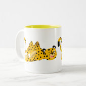 Niedlich Dashing Cartoon Cheetah Zweifarbige Tasse (Vorderseite Links)