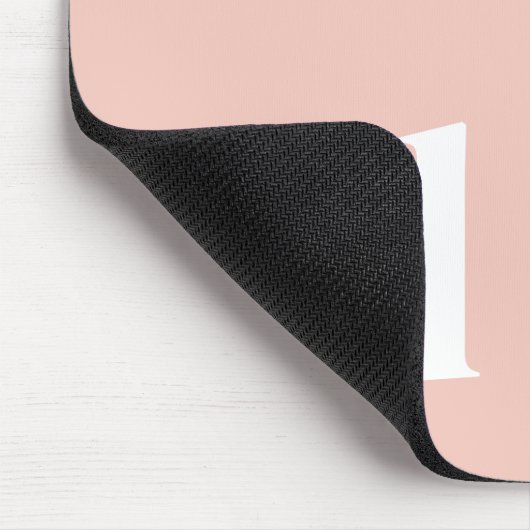 Niedlich Einfache rosa Monogramm Mousepad (Ecke)