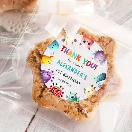 Niedlich farbenfroh unser kleines Monster Geburtst Runder Aufkleber