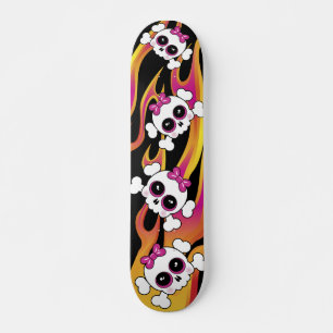 Niedlich Flaming Skulls Skateboard