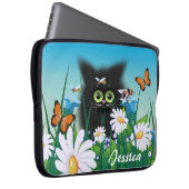 Niedlich Fluffy Kitten in Daisy Meadow Laptopschutzhülle (Vorne Rechts)