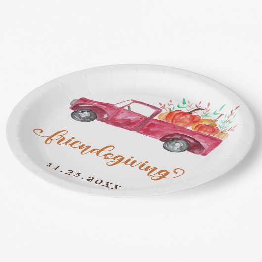 Niedlich Friendsgiving Calligrafy Red Truck Pumpki Pappteller (Schrägansicht)