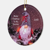 Niedlich frohe Weihnachten Whimsical Gnome Holiday Keramik Ornament (Links)