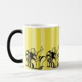 Niedlich Funny Man liest die Nachrichten - Lighthe Verwandlungstasse (Links)