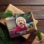 Niedlich Funny New Baby Foto Christmas Card<br><div class="desc">Diese niedliche, lustige neue Baby Weihnachtskarte ist die perfekte Möglichkeit, die neueste Ergänzung Ihrer Familie anzukündigen. Personalisieren Sie Ihre Babys mit 1 Foto auf der Vorderseite und 3 Fotos auf der Rückseite zusammen mit allen Informationen über den Geburtsstatus. Besuchen Sie meine Weihnachtskarten-Sammlung, um alle neuen Optionen der Babyurlaub-Karte zu sehen....</div>