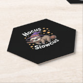 Niedlich Funny Sloth Halloween Essential T - Shirt Untersetzer (angewinkelt)