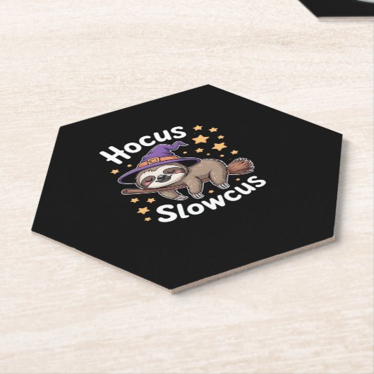 Niedlich Funny Sloth Halloween Essential T - Shirt Untersetzer (angewinkelt)