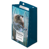 Niedlich Furry Fox auf Blue Grunge Hintergrund Dan Kleine Geschenktüte (Vorderseite Schrägansicht)