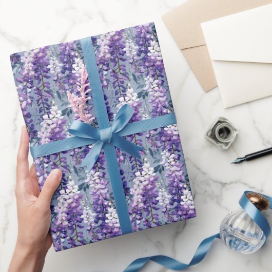 Niedlich gefliestes Wisteria-Muster Geschenkpapier (Schenken)