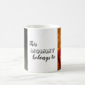 Niedlich gehört diese Mommy zum benutzerdefinierte Kaffeetasse (Mittel)