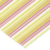 Niedlich-gelbe Streifen Tischdecke (Schrägansicht)