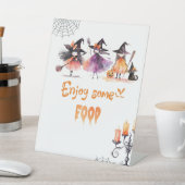 Niedlich Genießen Sie ein paar Hexen Kostüm Party Sockelschild (In SItu)