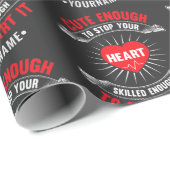 Niedlich genug, um Ihr Herz zu stoppen, qualifizie Geschenkpapier (Rolleneckpunkt)