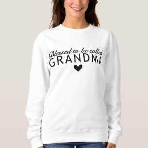 Niedlich gesegnet mit dem Namen "Oma word art" Sweatshirt