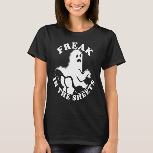 Niedlich Ghost Freak in der Sheets Halloween Sprea T-Shirt (Vorderseite)