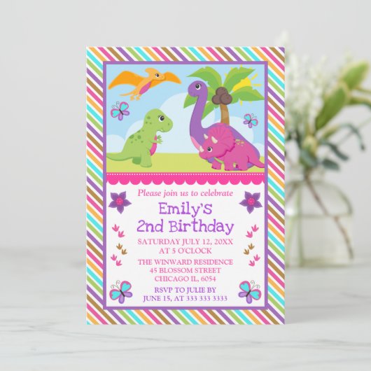 Niedlich Girl Dinosaur Friends Kindergeburtstag Einladung (Stehend Vorderseite)
