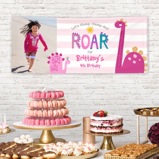 Niedlich Girl Dinosaur Stomp Chomp Roar Foto Gebur Banner