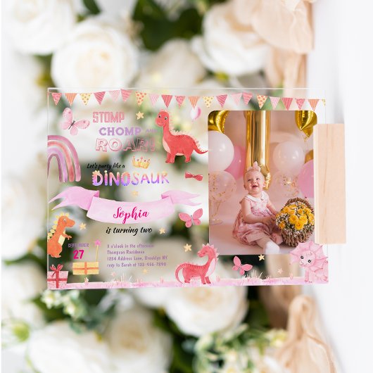 Niedlich Girl Pink Dino Dinosaur Foto Kindergeburt Acryleinladungen
