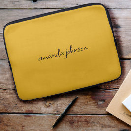 Niedlich Girly Modern Yellow Monogram Curry Name Laptopschutzhülle