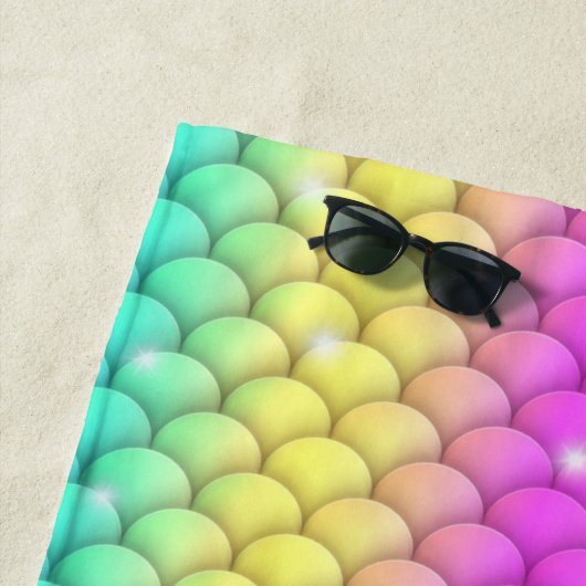 Niedlich Girly Sparkling Rainbow Mermaid Scales Strandtuch (Beispiel)