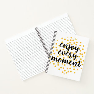 Niedlich, glücklich und inspirierend "Enjoy Every Notizblock