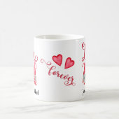 Niedlich Gnomes Couple Red Hearts Liebe Typografie Kaffeetasse (Mittel)