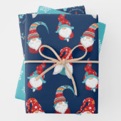 Niedlich Gnomes Snowflakes Blumenstrauß Blauer Nam Geschenkpapier Set (Beispiel)